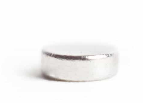 Micro auricolare magnetico