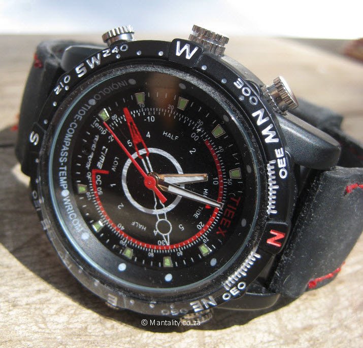 Orologio spy con microcamera occultata